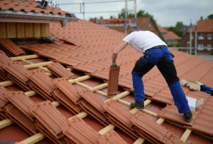 L'influence des matériaux locaux sur la durabilité des couvertures modernes